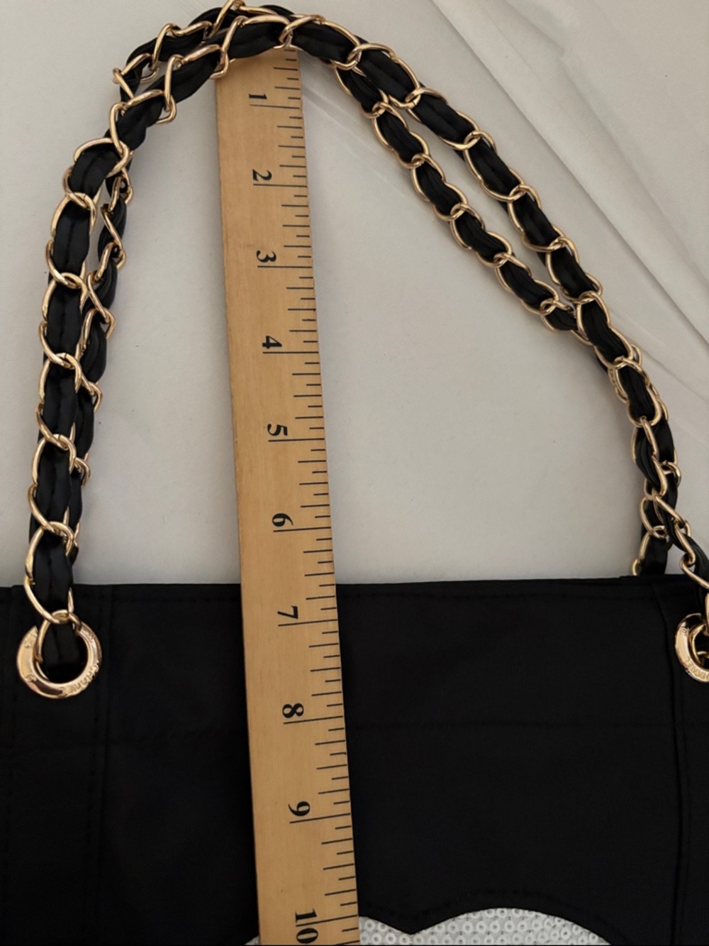 CHANEL VIP Tote Bag - Picture 8 of 8